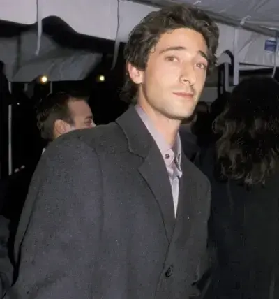 SimpleHose1892의 adrien brody