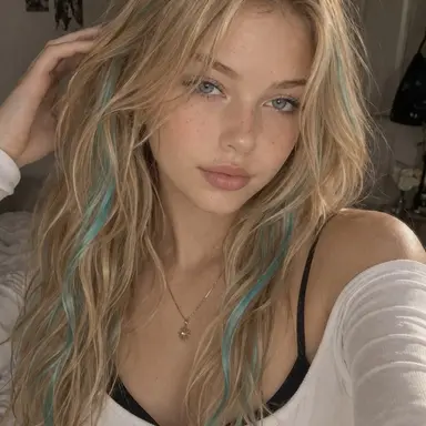 Profile image of Adelina