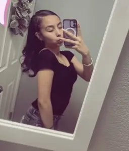 Profile image of Liana