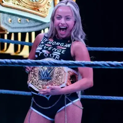 AptGraph6065의 Liv Morgan