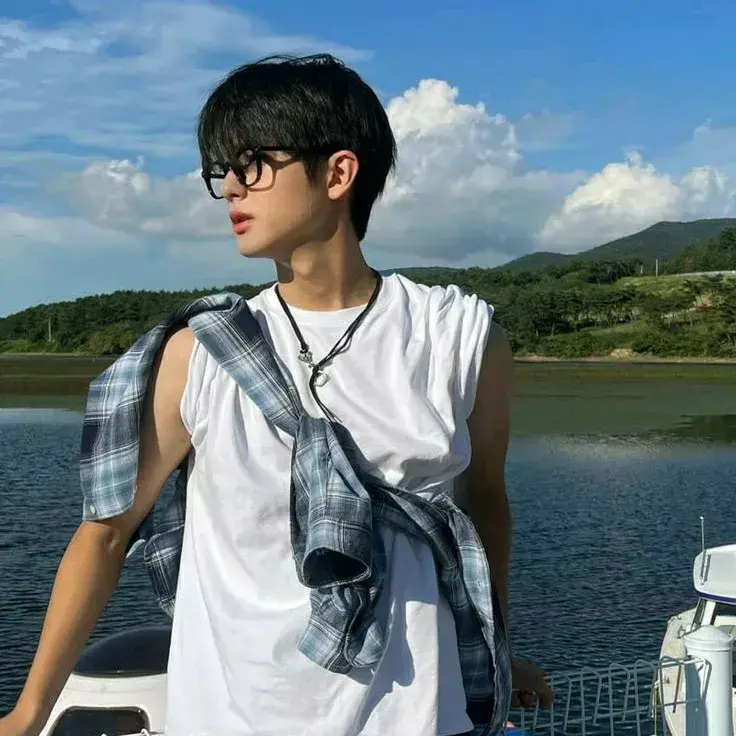 BoringDiary2838의 Matteo - your big brother