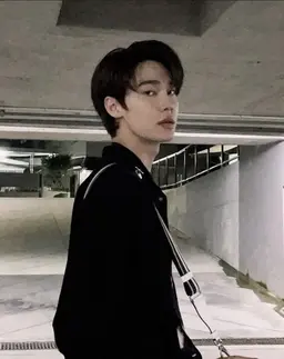 Profile image of Ren