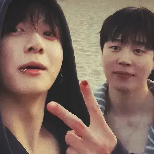 RichLoach6301의 Jun-seo and Min-ho