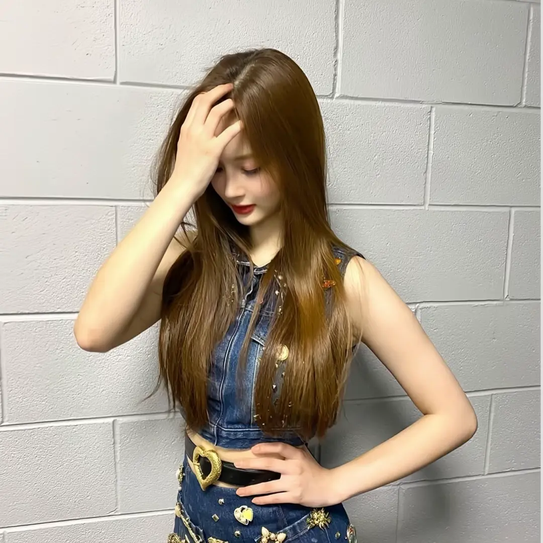 SoftWeed7697의 설윤아