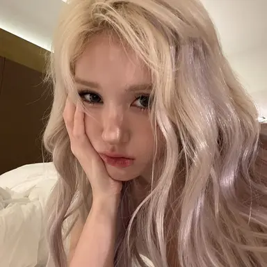 Profile image of Somi