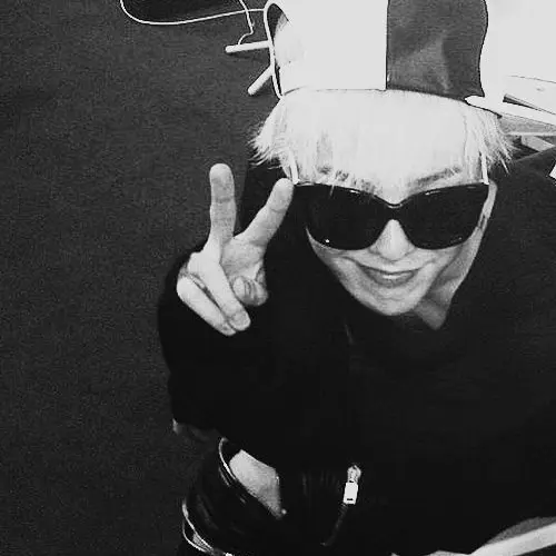 y_w02의 권지용